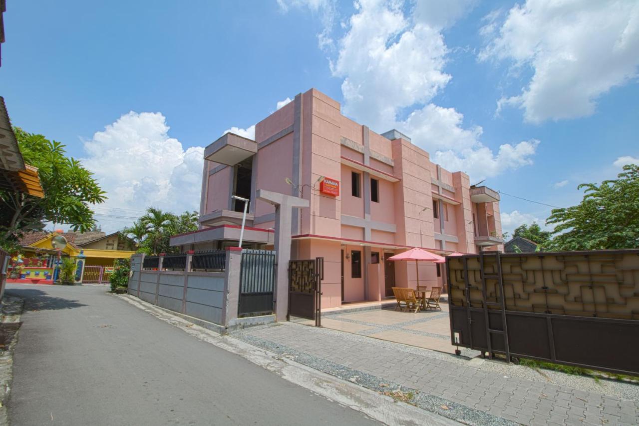 การานา เฮาส์ ชาเรียะห์ Hotel Melati ภายนอก รูปภาพ